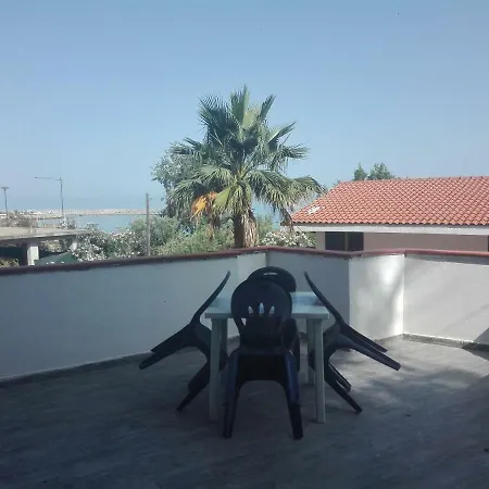 Tropea Gargano Apartmán *